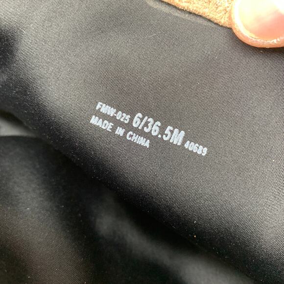 Chinese Laundry Women's Sz 6 US Side Zip Over the Knee Boot Solid Tan Faux Suede - Picture 8 of 9